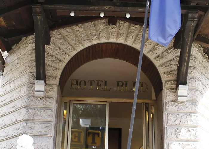 The Cross Hotel 3*