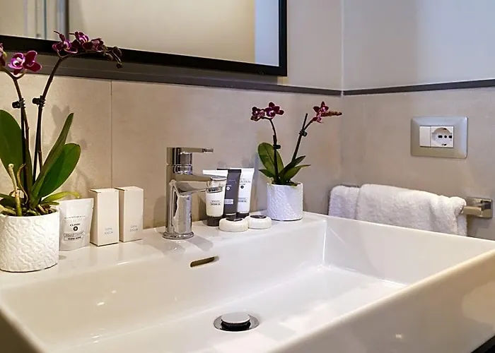 Hotel The Cross 3*